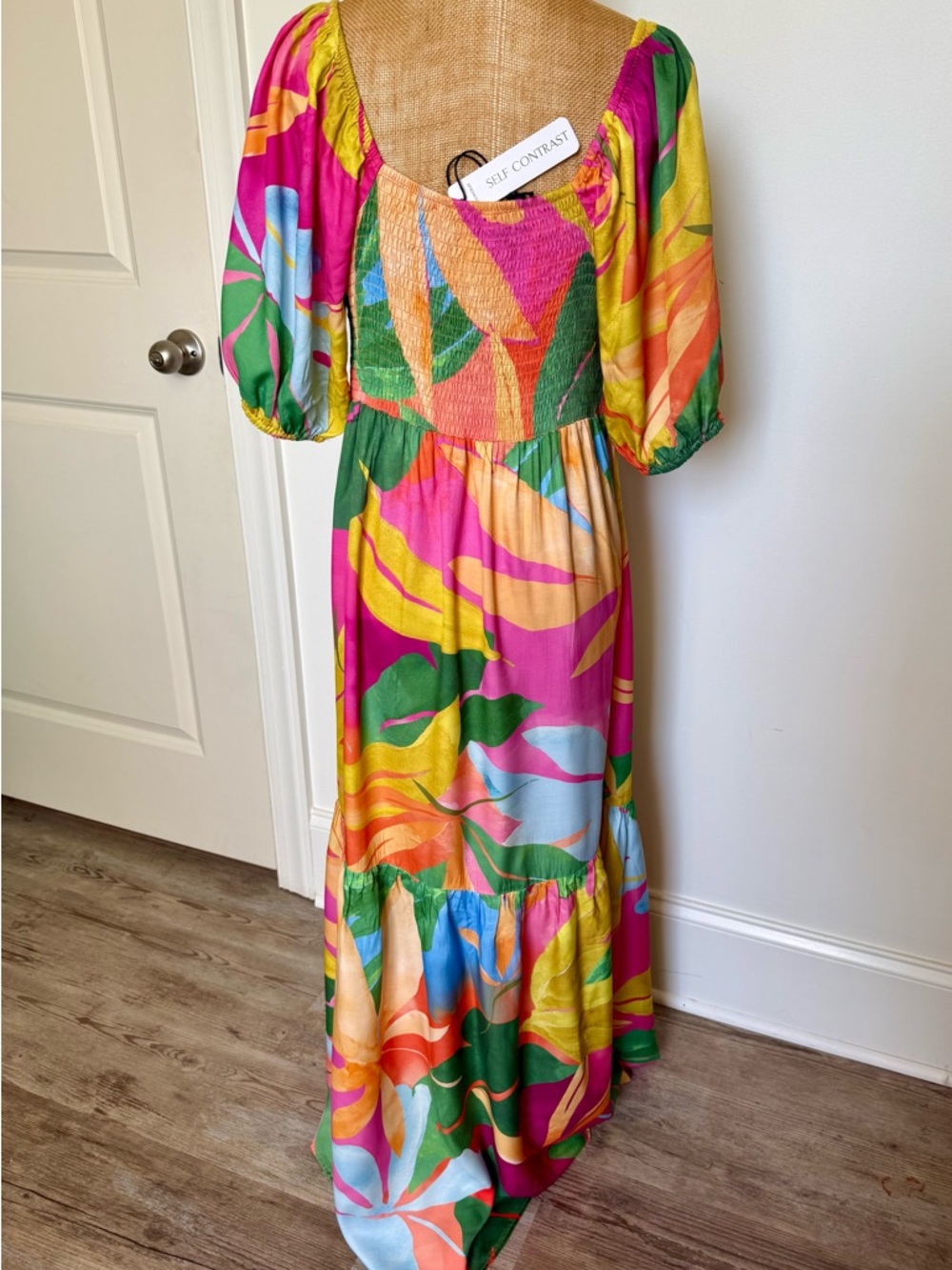 NWT π©·π§‘π Self Contrast Maxi Dress Tropical Floral Print Resort Vacation Sz LARGE - Picture 3 of 8